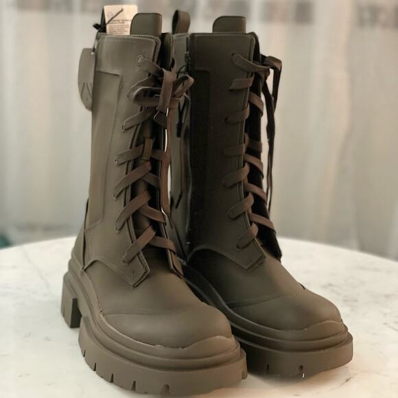 ZARA RUBBERIZED LACE-UP BOOTS KHAKI GREEN - Picture 1 of 6